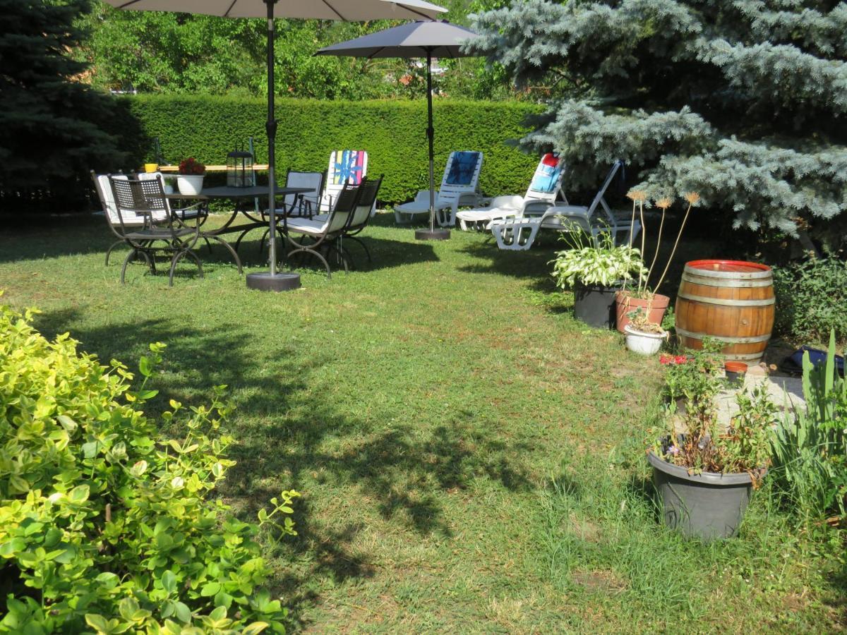 Art Inn Apartmanhaz Balaton-Gyenesdias Ngoại thất bức ảnh